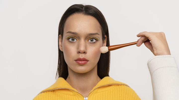 Mengenal Golden Hour Makeup yang yang dimaksud Sedang Tren di pada TikTok