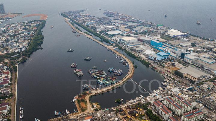 pemerintahan Ibukota Targetkan Tanggul Pantai Rampung 2028