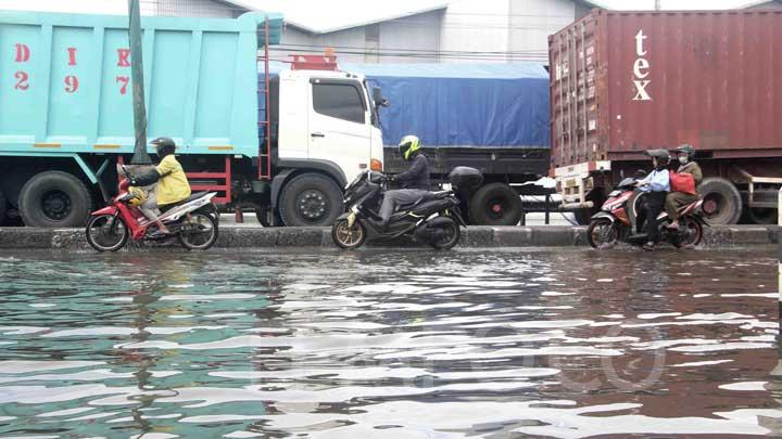 Telkom University Membuat Tide-Eye untuk Mitigasi Banjir Rob ke Pantura Jawa Tengah