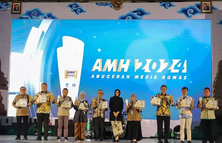 Gerak Kilat Atasi Kekeringan, Kementan Sabet Penghargaan Komunikasi Publik Terbaik dalam area AMH 2024