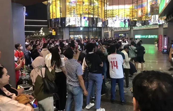 Lagu Indonesia Raya Berkumandang pada area Nobar RCTI+ Timnas vs China