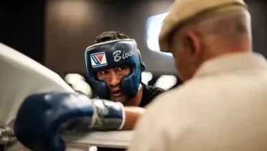 Masa Kecil Dmitry Bivol, Bertinju dengan Sepatu Balet kemudian Bertarung di dalam di Jalanan