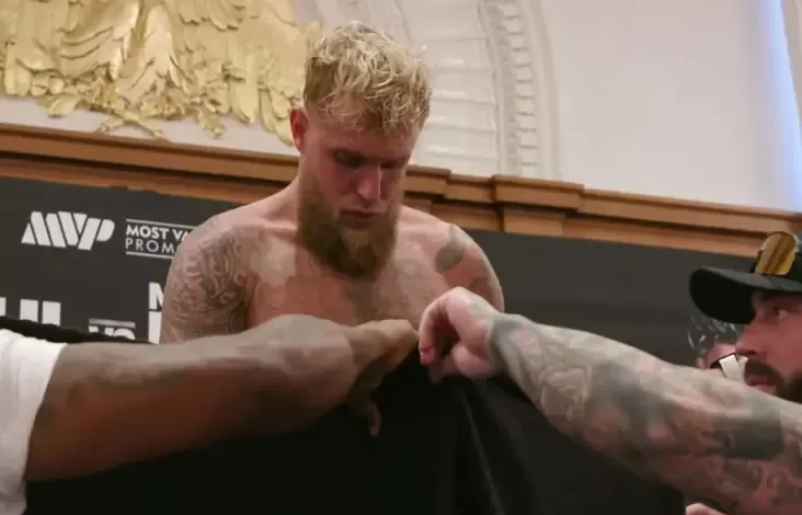 Perang Berat Badan, Jake Paul Siap Bikin Mike Tyson Frustrasi
