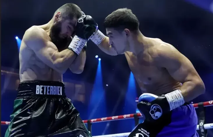 Skandal Angka Guncang Bumi Tinju, Hearn: Kejayaan Bivol Dirampok
