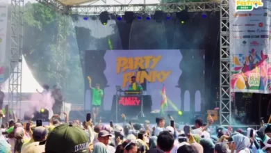 Surabaya Color Run Festival 2024: Ditaburi Warna, Dipenuhi Semangat!