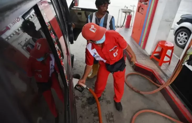 6 Faktor yang mana Menyebabkan Endapan pada tempat Filter Bensin Mobil