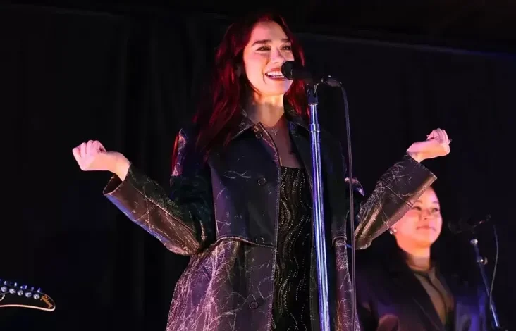 Begini Penampakan Panggung yang tersebut yang dimaksud Bikin Dua Lipa Tidak Aman Konser di dalam tempat Ibukota Indonesia