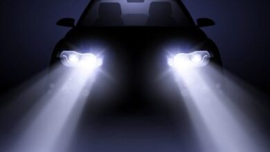 Berkendara pada waktu Hujan Deras Bisa Pakai Lampu Hazard? Simak Aturannya