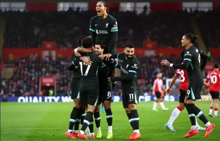 Memenangkan Dramatis Lawan Southampton, Liverpool Kokoh di dalam area Puncak Klasemen