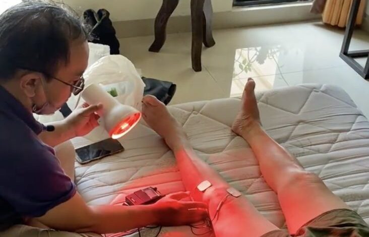 Fisioterapi Gratis Bantu Pasien Stroke juga Saraf Kejepit pada di Rusunawa Sumur Welut Surabaya