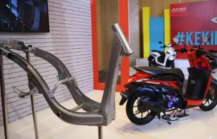 Honda Buka-bukaan Kenapa Tetap Pakai Rangka eSAF pada Scoopy Baru