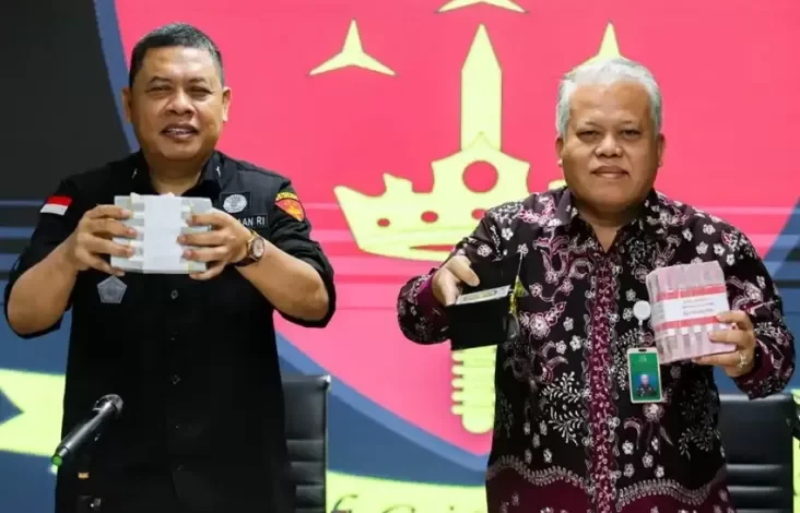 Jam Tangan Mewah Abdul Qohar Jadi Sorotan Netizen, Kejagung Persilakan KPK Dalami