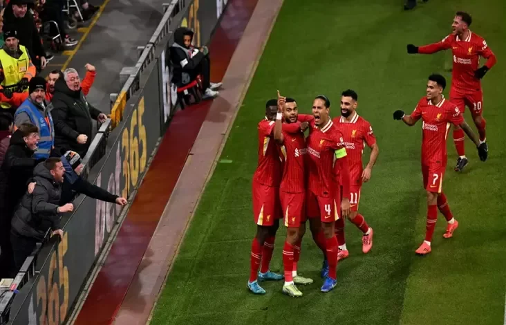 Kemenangan Bersejarah Liverpool juga Arne Slot di dalam pada Kompetisi Champions