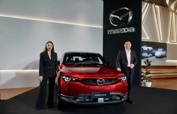 Mazda MX-30: Harga Rp860 Juta tapi Jarak Tempuh hanya saja semata 200 Km, Mobil Listrik Ideal atau Sekadar Gaya?