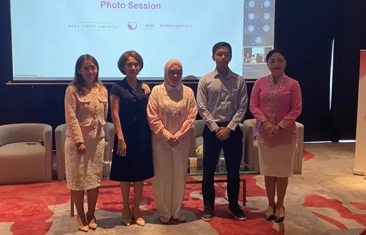 Park Hyatt Ibukota kemudian Love Pink Ajak Publik Perkuat Kesadaran Deteksi Dini Kanker Payudara