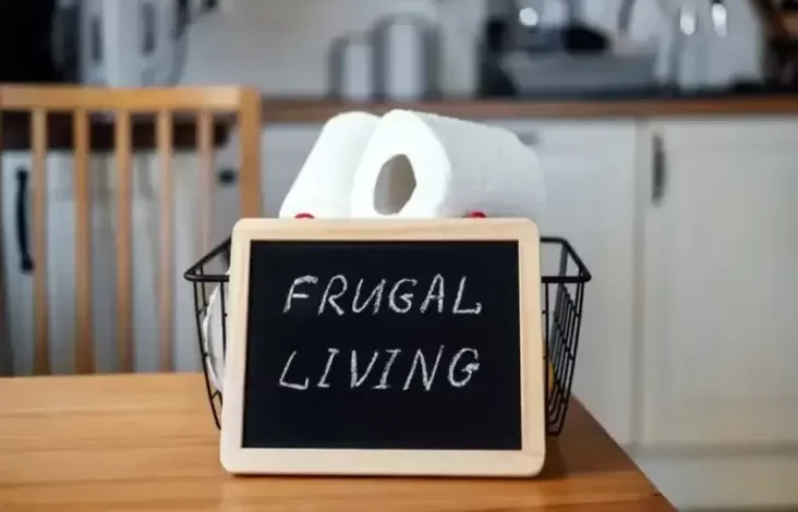 PPN Naik Jadi 12%, Komunitas Beralih ke Frugal Living untuk Bertahan