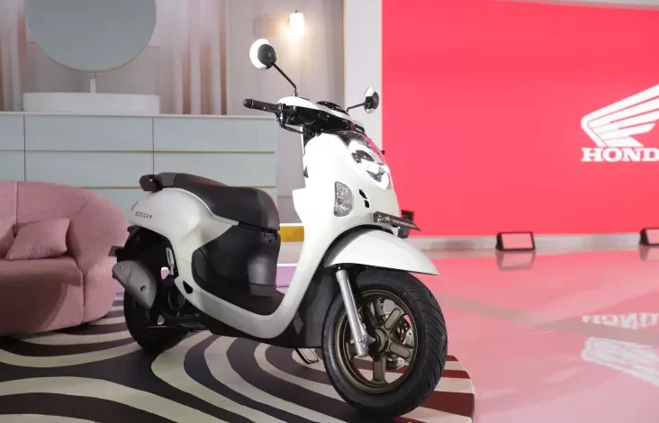 Scoopy Terbaru Bersolek! Harga Rp22 Juta, Ada USB Type-C & Panel Digital!
