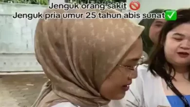 Sunat di Umur 25 Tahun, Pria Hal ini adalah Bingung Dijenguk Mendadak Teman-teman Wanitanya
