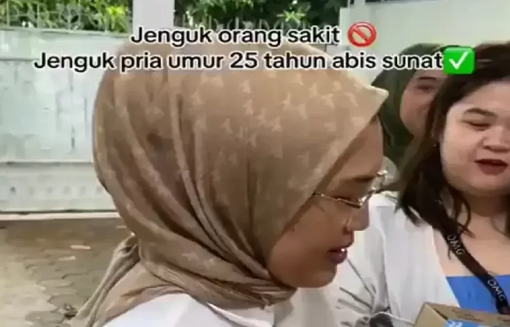 Sunat di Umur 25 Tahun, Pria Hal ini adalah Bingung Dijenguk Mendadak Teman-teman Wanitanya
