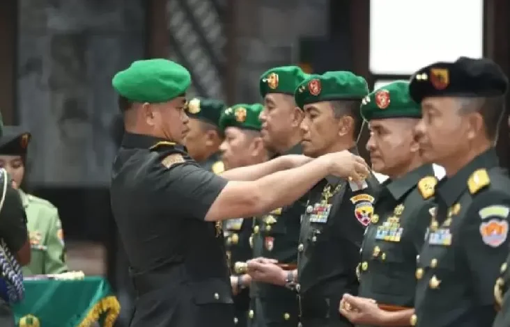 7 Letjen TNI AD Bertugas dalam area Mabes TNI, Nomor 4 Gabungkan Adhi Makayasa-Tri Sakti Wiratama Akmil 1993