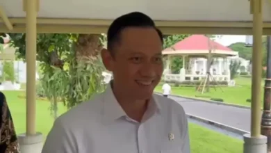 AHY Tersenyum Ditanya Kans Jokowi Gabung Demokrat usai Dipecat PDIP