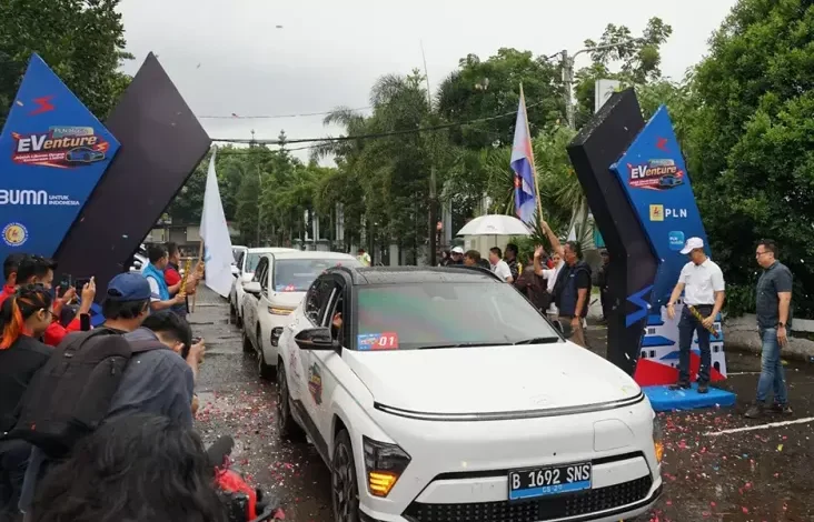 Hadir di area area Bandung, Etape 2 PLN Mobile EVenture 2024 Bawa Semangat Berkendara Kendaraan Listrik