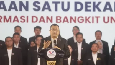 HT Minta Kader Partai Perindo Terus Bersentuhan dengan Warga