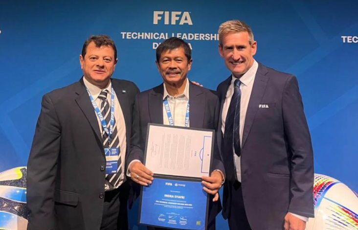 Indra Sjafri Lulus dari Inisiatif Bergengsi FIFA Technical Leadership Diploma di dalam tempat Zurich