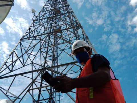 Merger FREN-EXCL Disorot DPR, Bisa Rugikan Pihak yang tersebut Berinvestasi hingga Rp3,3 Billion