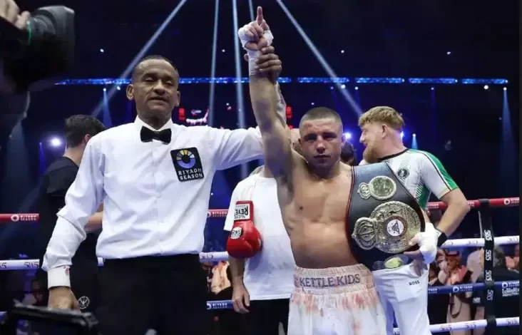Nick Ball Pertahankan Gelar WBA Jalan Duel Naoya Inoue di Kelas Bulu