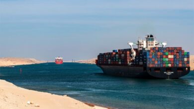 Pendapatan Terusan Suez Mesir Ambles 60% pada 2024 Imbas Ketegangan Laut Merah