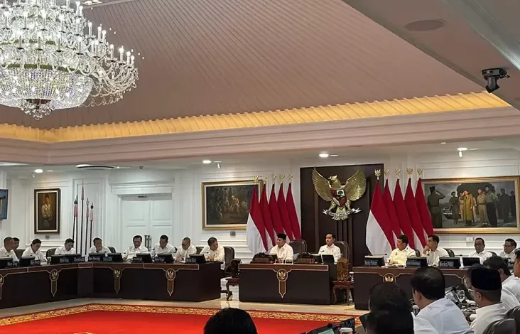 Satu Periode Menjabat Hapus Piutang UMKM kemudian Naikkan UMP, Prabowo Sebut Prestasi