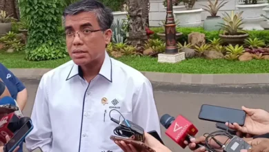 Upah Minimum 2025 Naik 6,5%, Menaker Terbitkan Aturan Teknis Besok