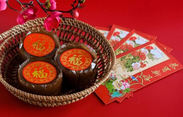 8 Makanan Khas Imlek di tempat tempat Indonesia juga juga Maknanya, Kue Keranjang Simbol Kemakmuran