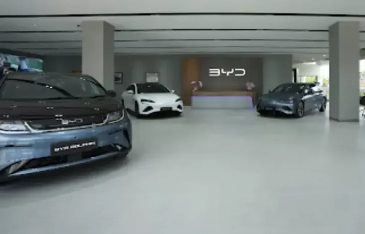 BYD Catat Penjualan Luar Biasa Mobil Listrik pada Tahun 2024