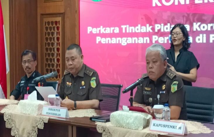 Kejagung Sita Rp21 Miliar usai Geledah Rumah Mantan Ketua PN Surabaya