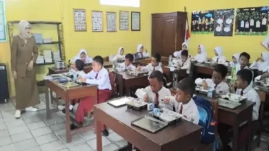Makan Bergizi Gratis Serentak Dilaksanakan 6 Januari 2024