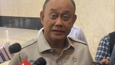 Keluarga Kepala BGN Dadan Hindayana Diusulkan Jadi Kelinci Percobaan Makan Serangga Gratis