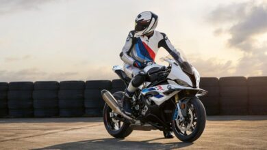 Sasis BMW M 1000 RR Dilarang Digunakan di area tempat WSBK