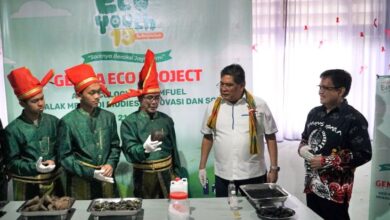 Siswa SMAN 21 Makassar Ubah Limbah Buah Bintaro Menjadi Biofuel pada tempat Kompetisi Toyota Eco Youth