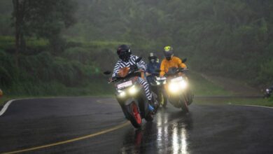 Tegangnya Melibas Jalur Viral Sarebu Kelokan Menggunakan Yamaha Aerox Alpha pada Hujan dan juga Kabut