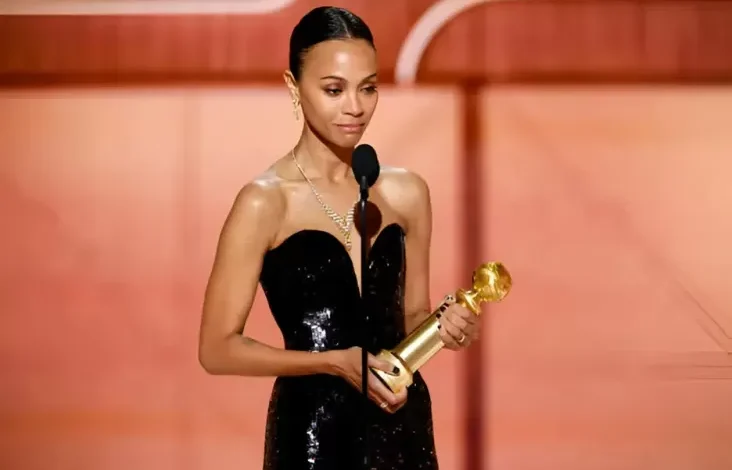 Zoe Saldana Raih Golden Globe Pertama Berkat Perannya pada Emilia Perez