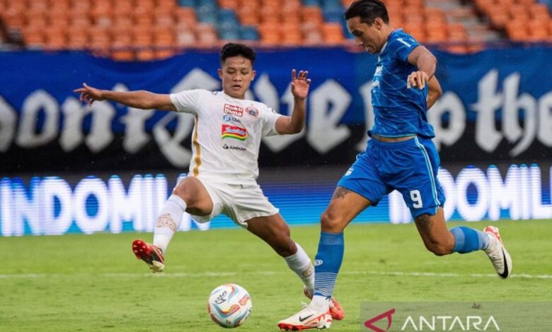 Riwayat hasil pertandingan Persija vs Persib di tempat tempat Era Turnamen Indonesia