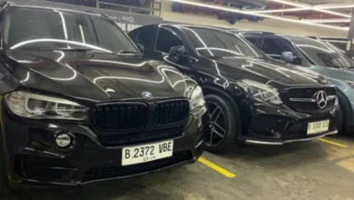 Begini Cara Membersihkan Jendela Mobil agar Kinclong