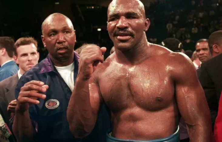 Evander Holyfield Ketakutan Lihat Sosok Petinju Ini: Air Mata Saya Sampai Tumpah!