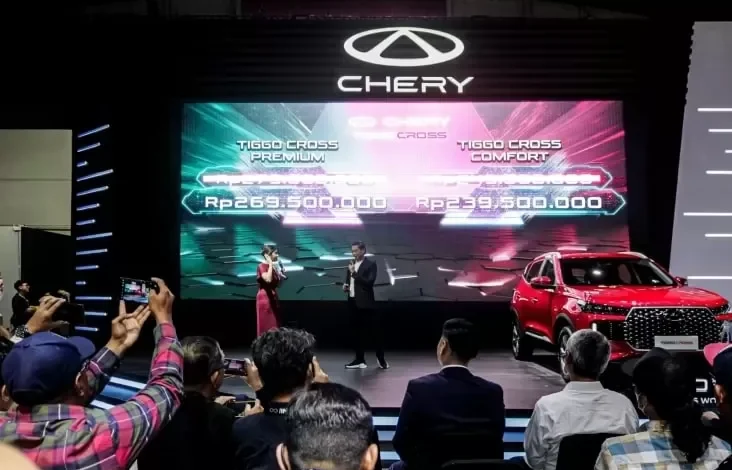 Hadir pada IIMS 2025, Chery Tiggo Cross Berpartisipasi Stylish, Canggih, lalu Aman