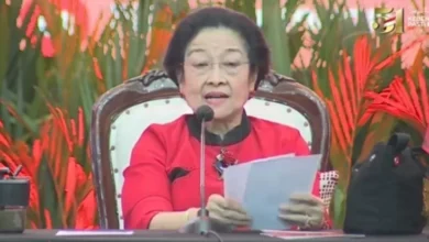 Instruksi Megawati mengenai Retreat Bukti Perlawanan ke eksekutif