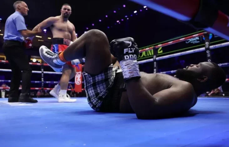 Kekejaman Joseph Parker Saat KO Martin Bakole Cuma 2 Ronde