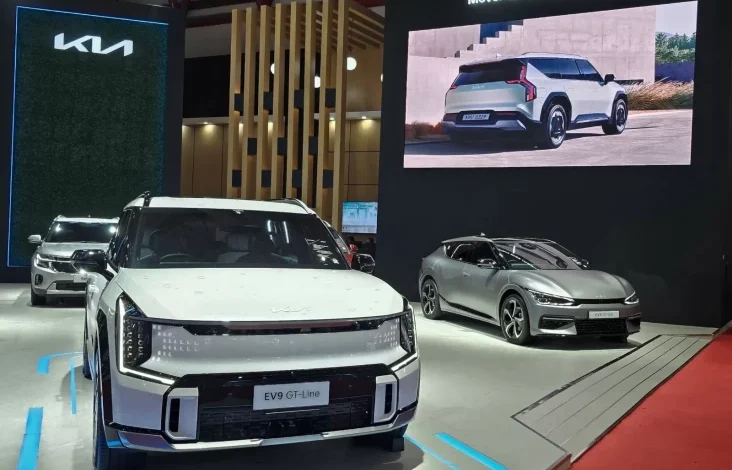 Kia EV6 GT-Line kemudian EV9 GT-Line Dibongkar Luar Dalam pada pada IIMS 2025
