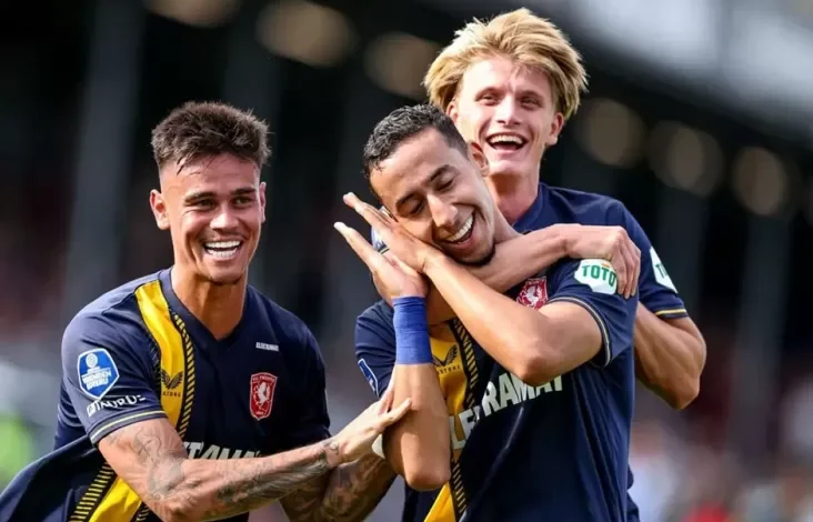 Mees Hilgers Berpeluang Pecahkan Rekor Transfer Bek pada di FC Twente, Tapi Ada Ancaman!